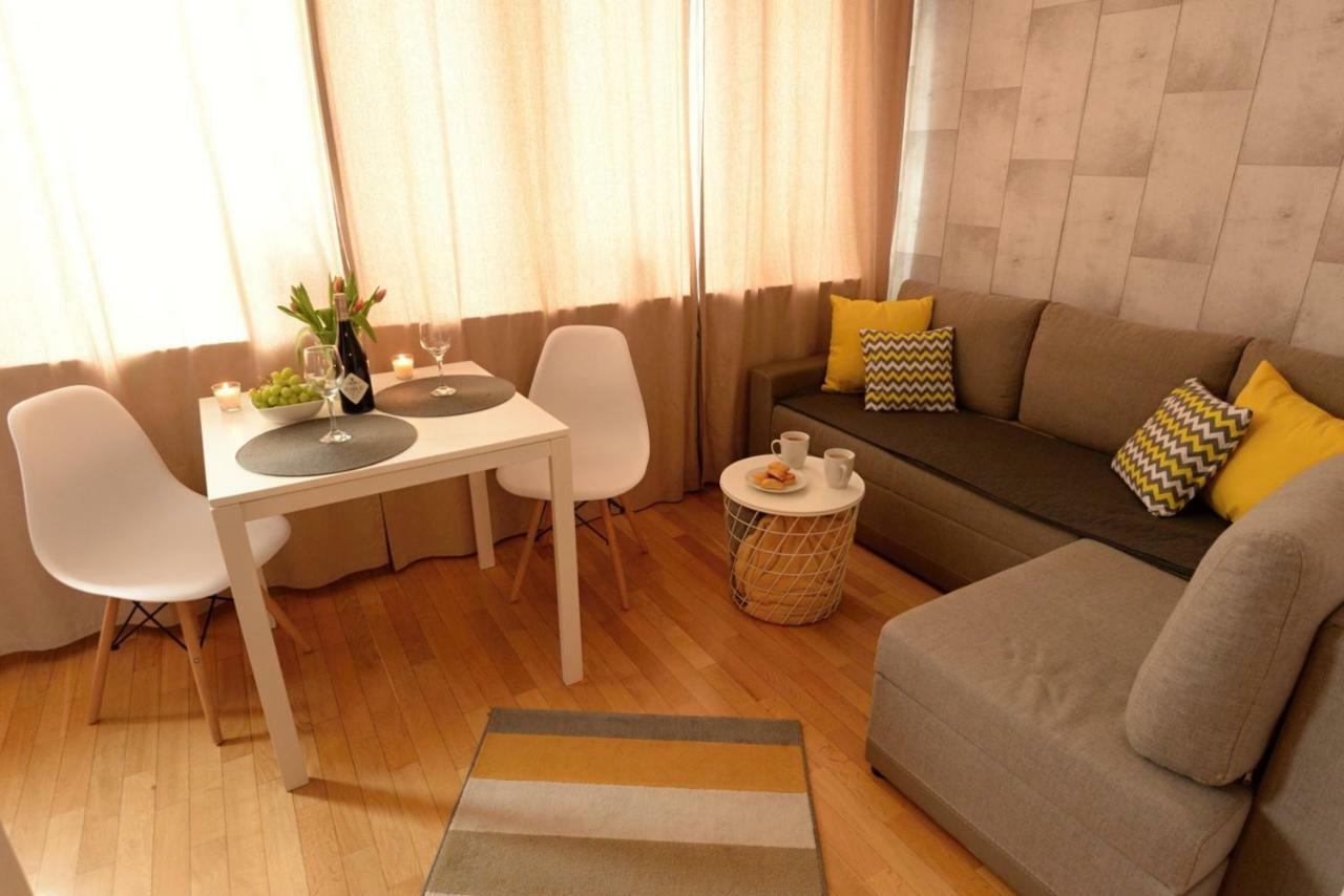 우스트르치키 돌네 Apartament Columbus 아파트 외부 사진